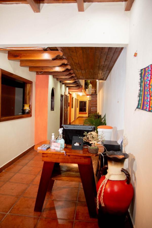 Green Belly Antigua Bagian luar foto